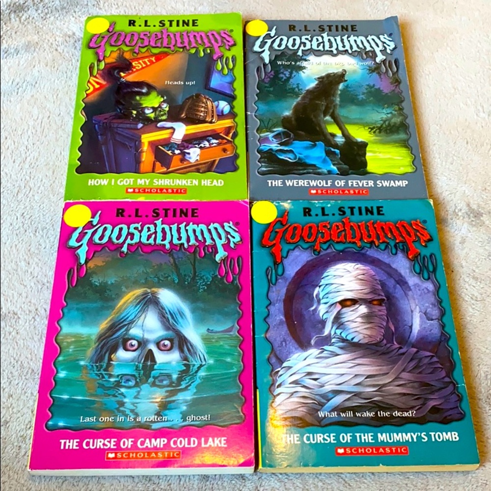 Set of 4 Goosebumps books